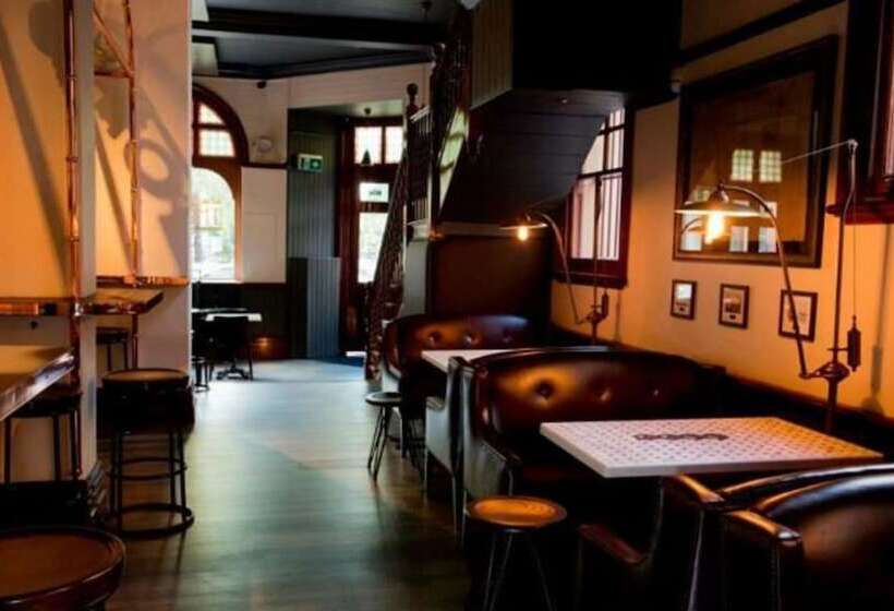 فندق The Russell Boutique