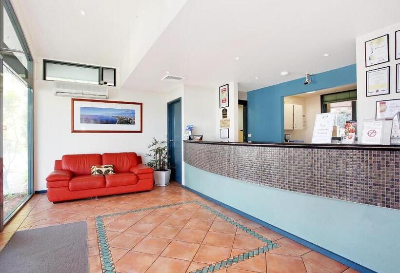 酒店 Travellers Motor Village