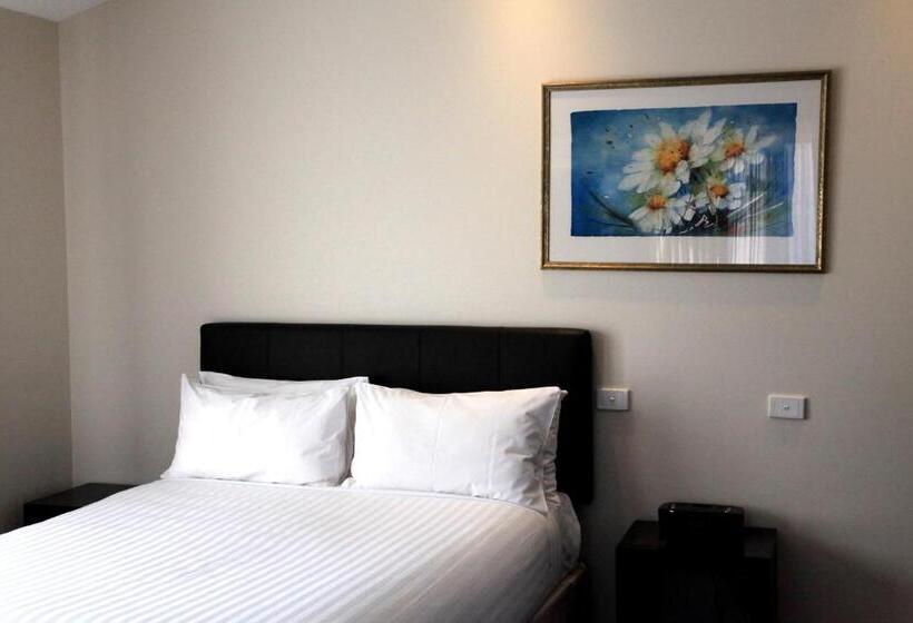 酒店 Travellers Motor Village