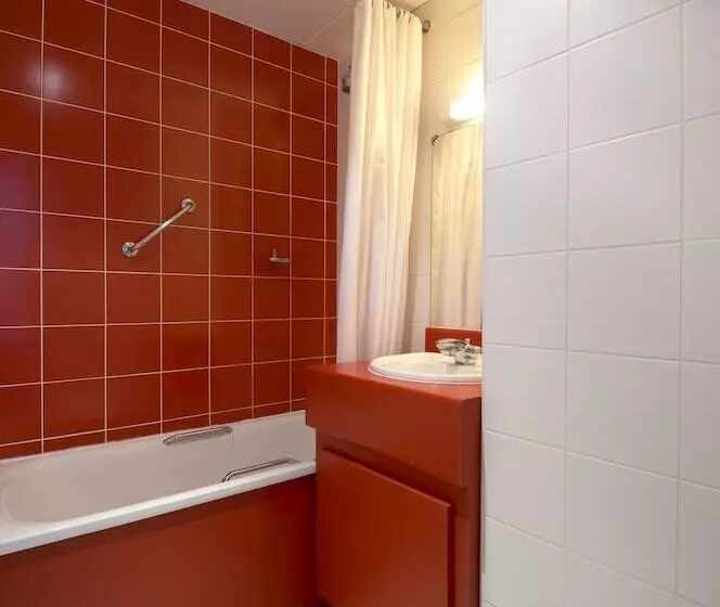 酒店 Travelodge Belfast