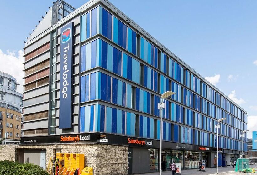 ホテル Travelodge Cambridge Central