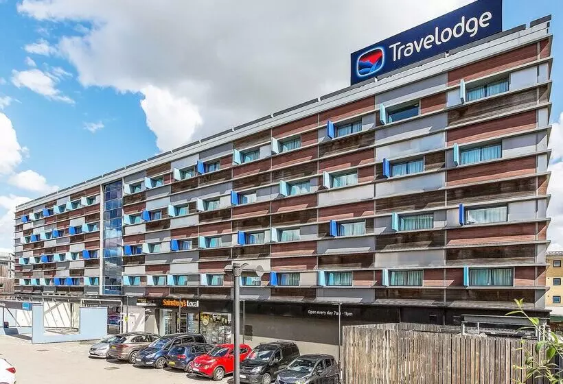 בית מלון כפרי Travelodge Cambridge Central