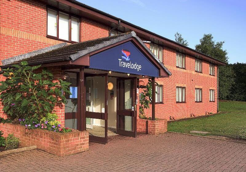 ホテル Travelodge Kettering
