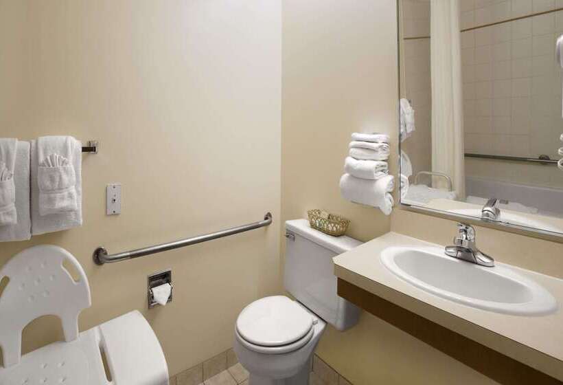 Мотель Super 8 By Wyndham Slave Lake Ab