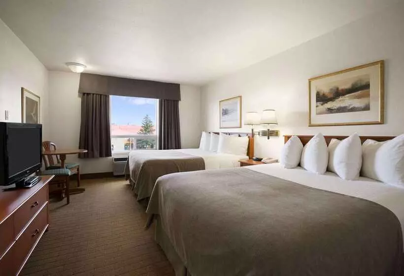 모텔 Super 8 By Wyndham Slave Lake Ab