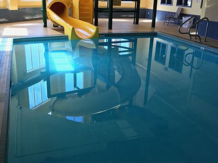 Мотель Super 8 By Wyndham Slave Lake Ab