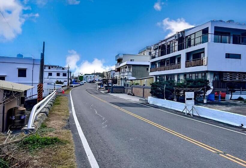 تختخواب و صبحانه 墾丁興海灣民宿