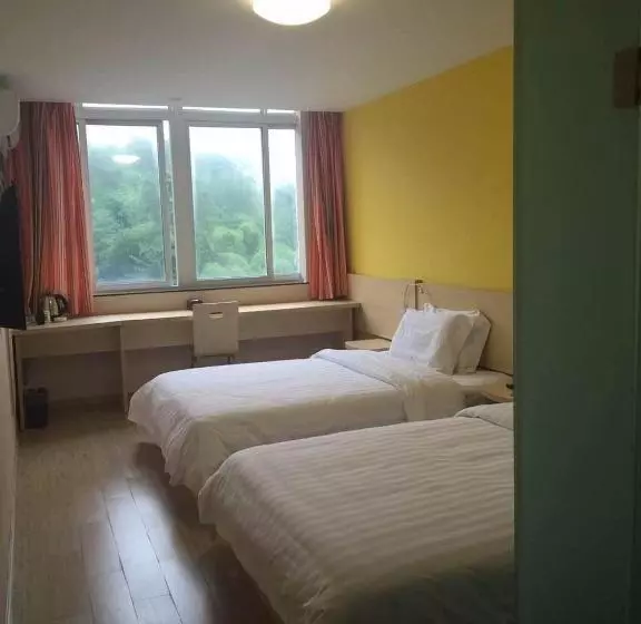 Hotelli 7days Inn Ziyang Lezhi Yingbin Avenue Branch