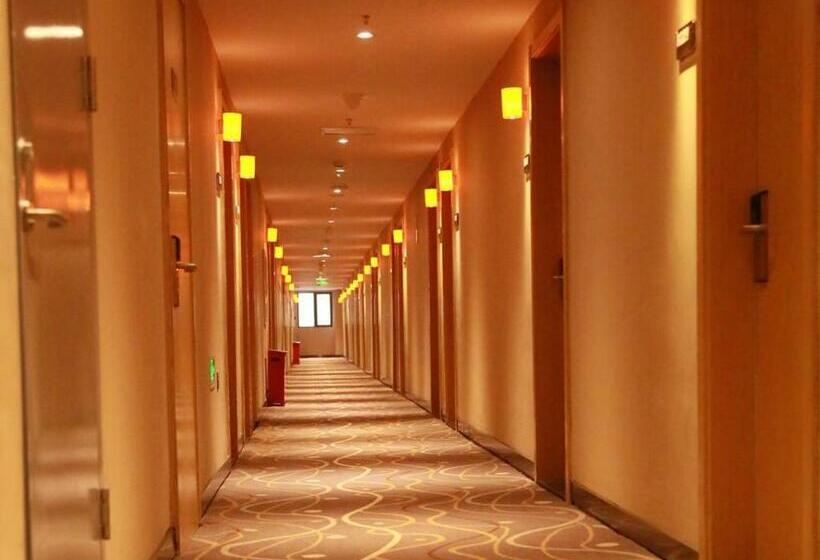 Otel 7 Days Premium Beijing Dongba Branch