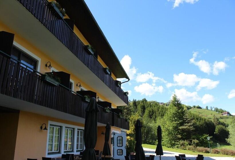 호텔 Gasthof Pension Waldhof