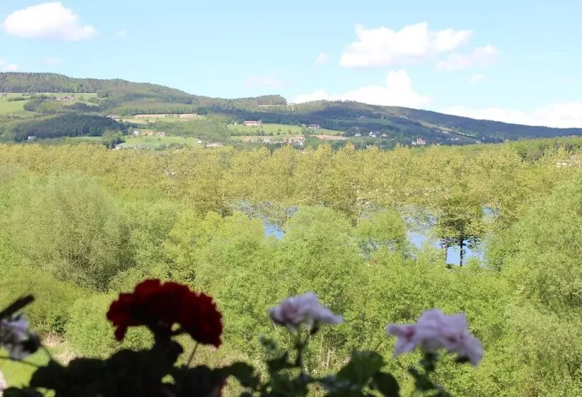 ホテル Gasthof Pension Waldhof