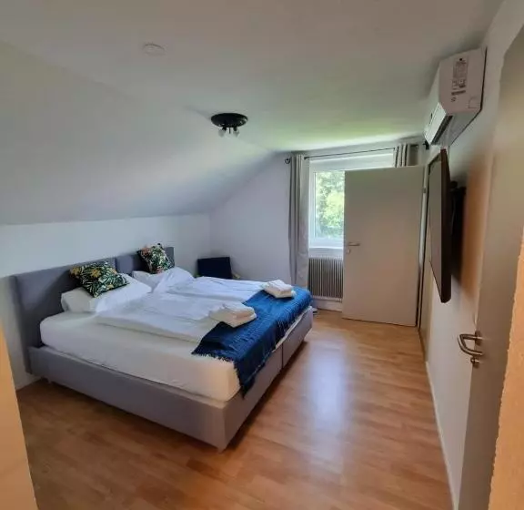 ホテル Gasthof Pension Waldhof