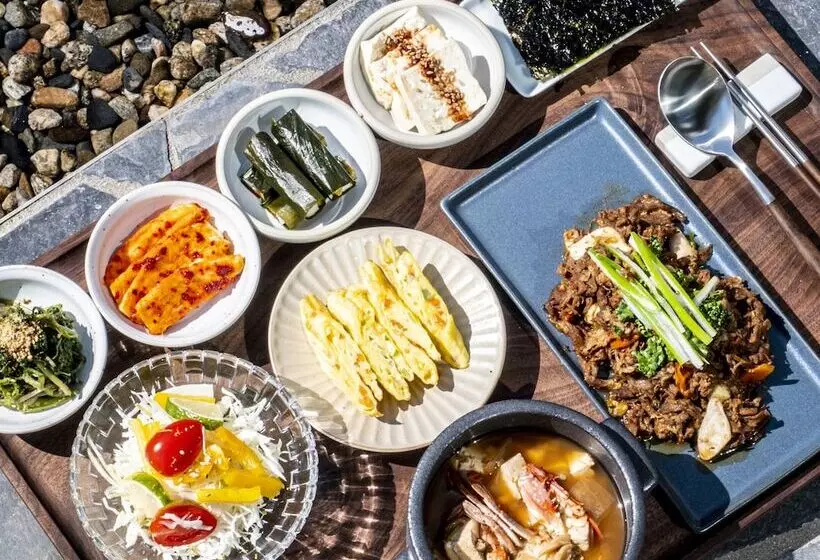 Hotelli 코스모스 울릉도 Kosmos Ulleungdo