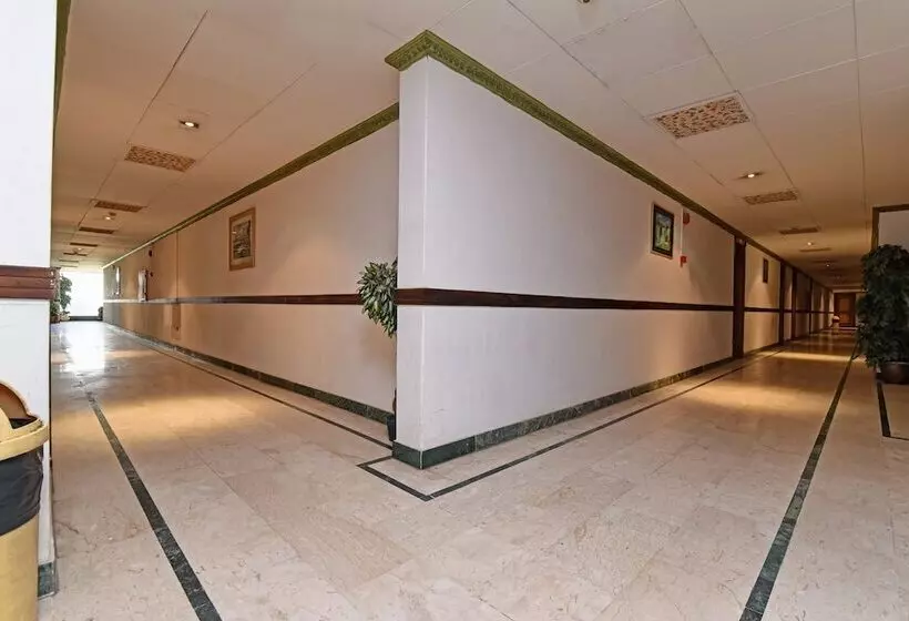 هتل Oyo 361 Al Janoub