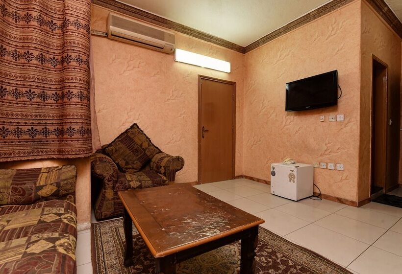 בית מלון כפרי Oyo 361 Al Janoub