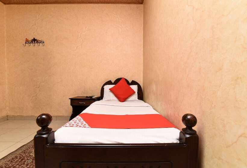 בית מלון כפרי Oyo 361 Al Janoub