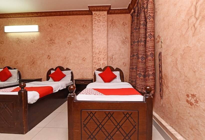 בית מלון כפרי Oyo 361 Al Janoub