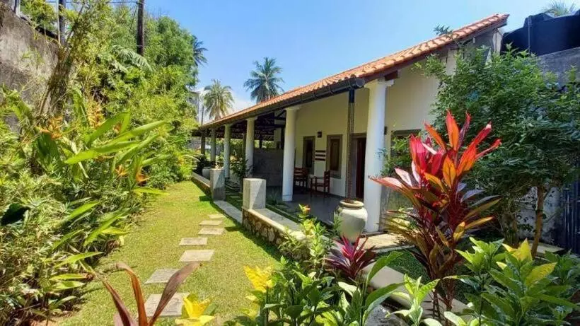 Hotelli Samudra Villa