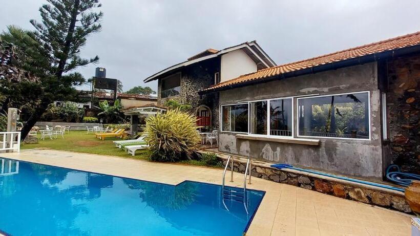 בית מלון כפרי Samudra Villa