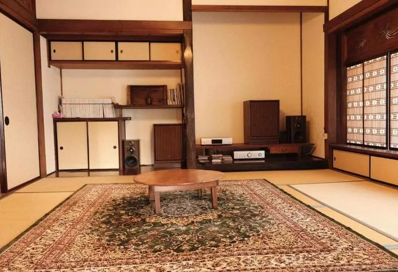 ペンション Guesthouse Shigi