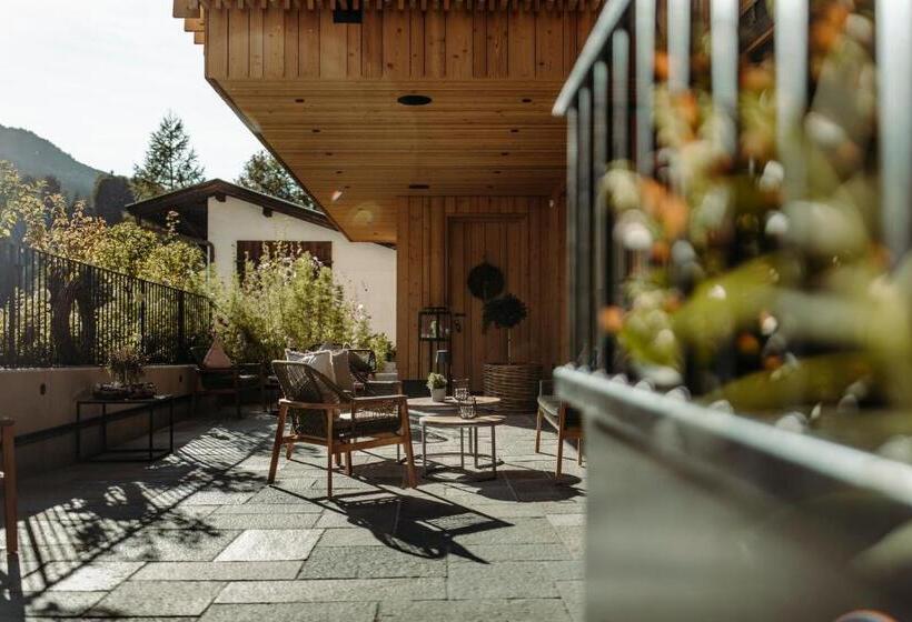 Post Boutique Apartments