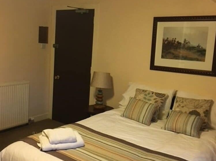 ベッドアンドブレックファースト Crown Guesthouse