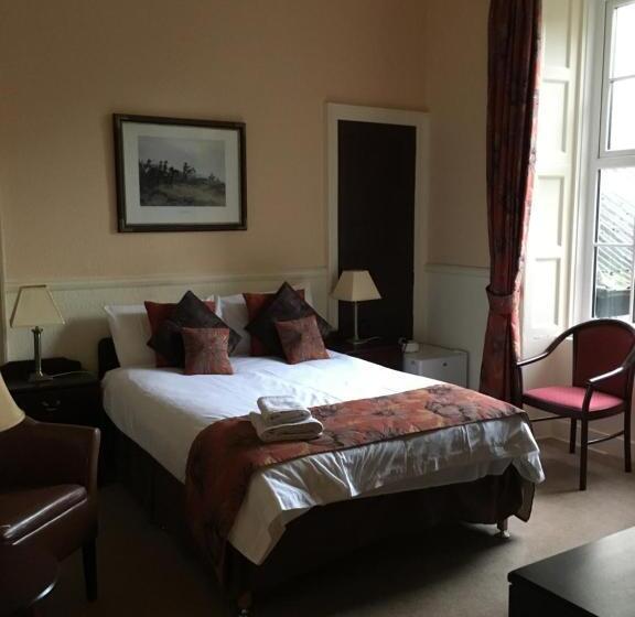 ベッドアンドブレックファースト Crown Guesthouse