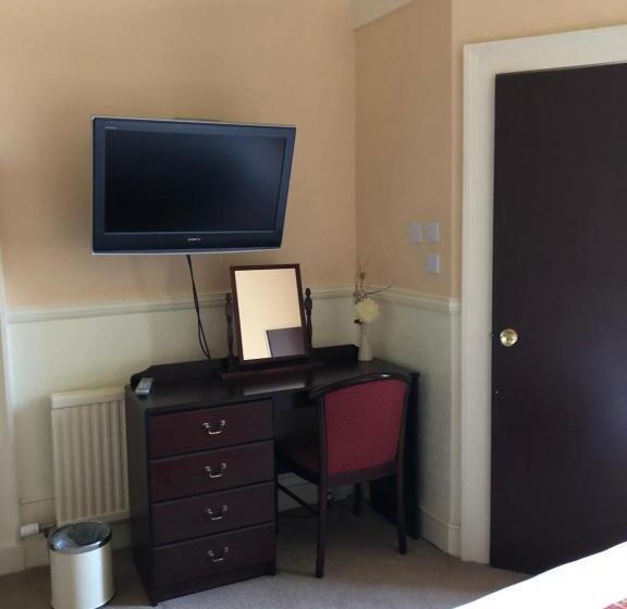 ベッドアンドブレックファースト Crown Guesthouse