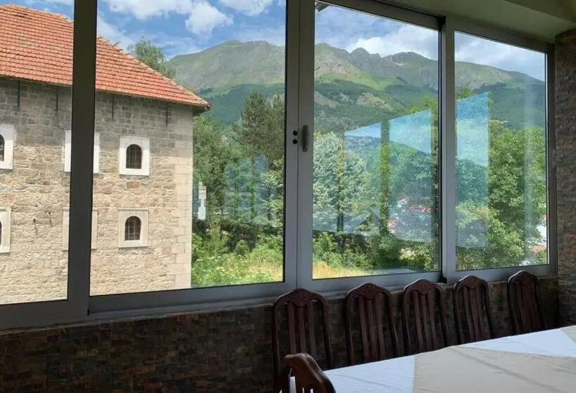 هتل Mountain View Inn