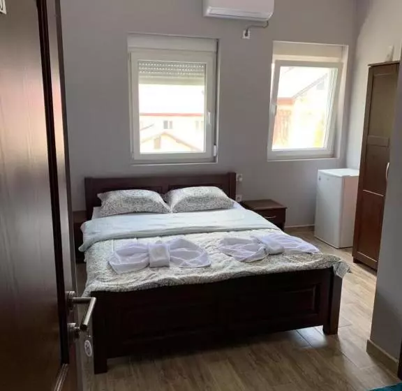 هتل Mountain View Inn