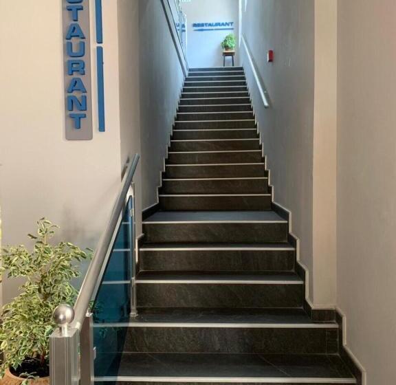 هتل Mountain View Inn