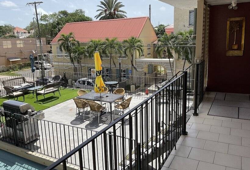 هتل The Frederiksted