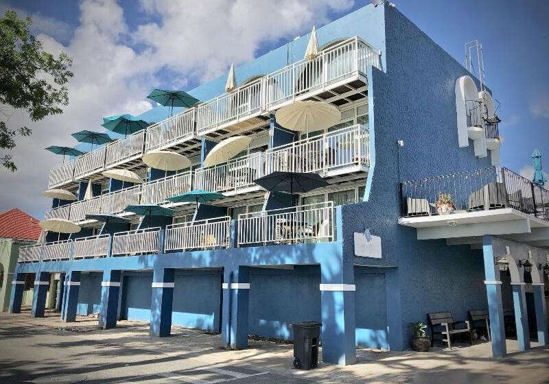 هتل The Frederiksted