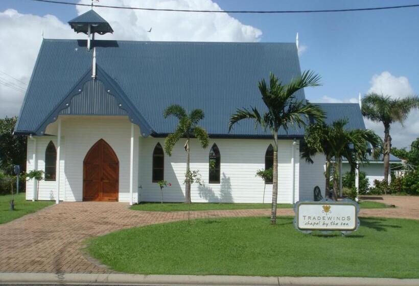 Kurrimine Beach Motel