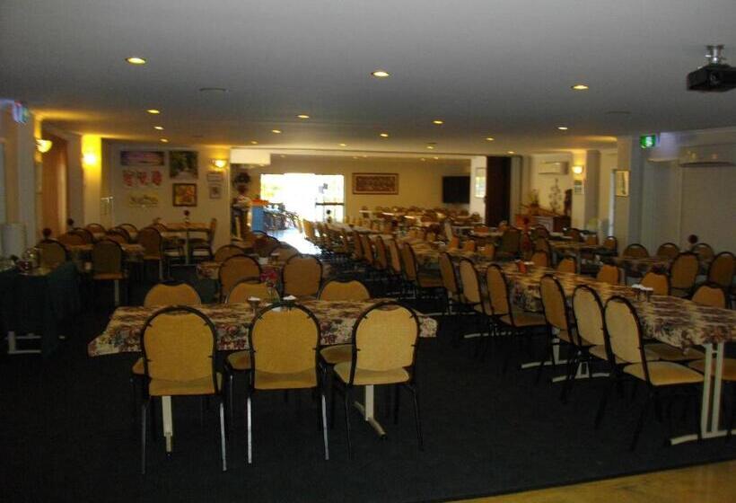 Kurrimine Beach Motel