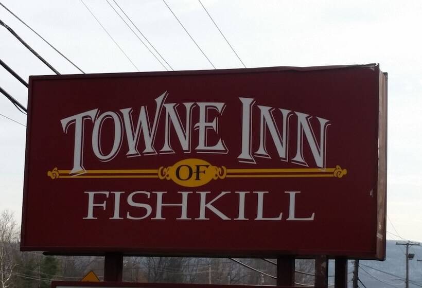 فندق على الطريق Towne Inn Of Fishkill