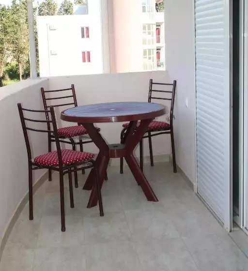 پانسیون Apartments Nuna