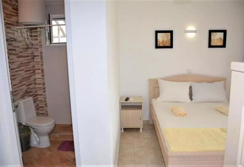 پانسیون Apartments Nuna
