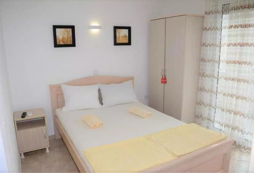 پانسیون Apartments Nuna