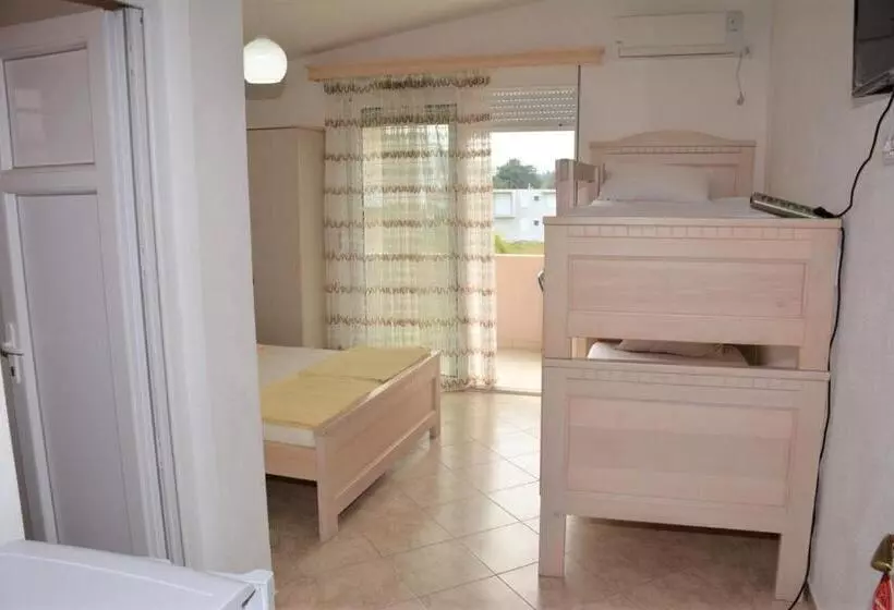 پانسیون Apartments Nuna