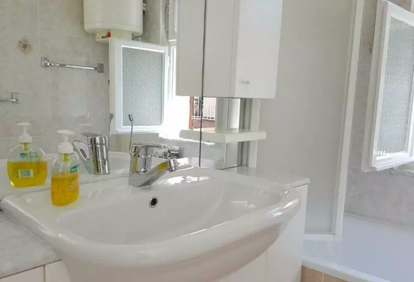 پانسیون Guest House Izola