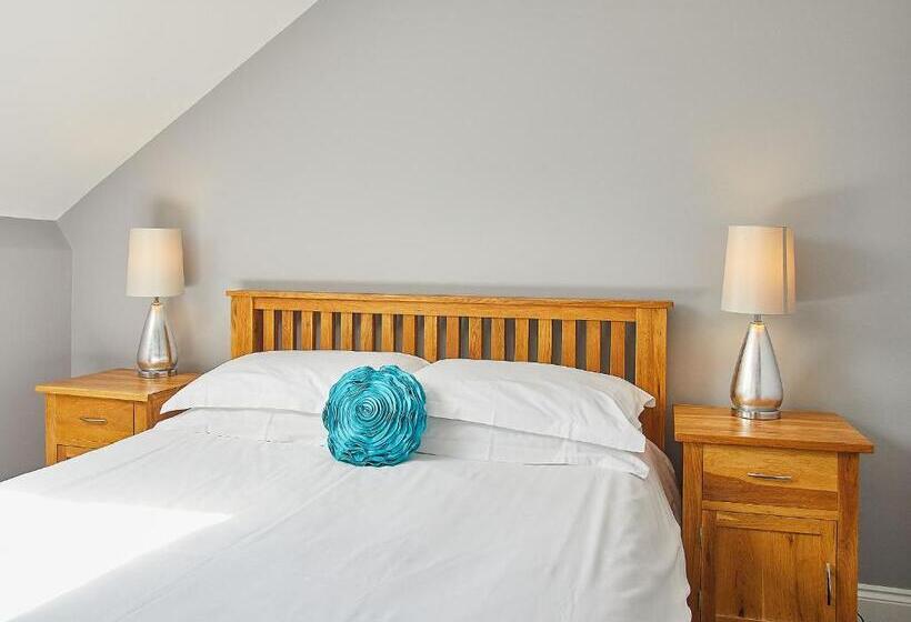 بنسيون Hudsons