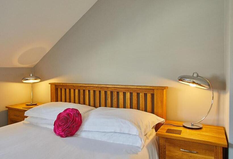 بنسيون Hudsons