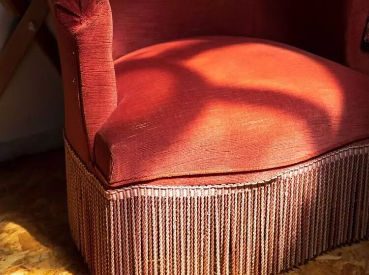 Majatalo Yourtissimo   La Maison Rouge