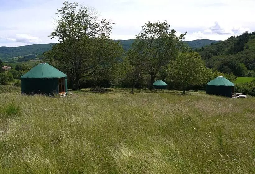 Majatalo Yourtissimo   La Maison Rouge