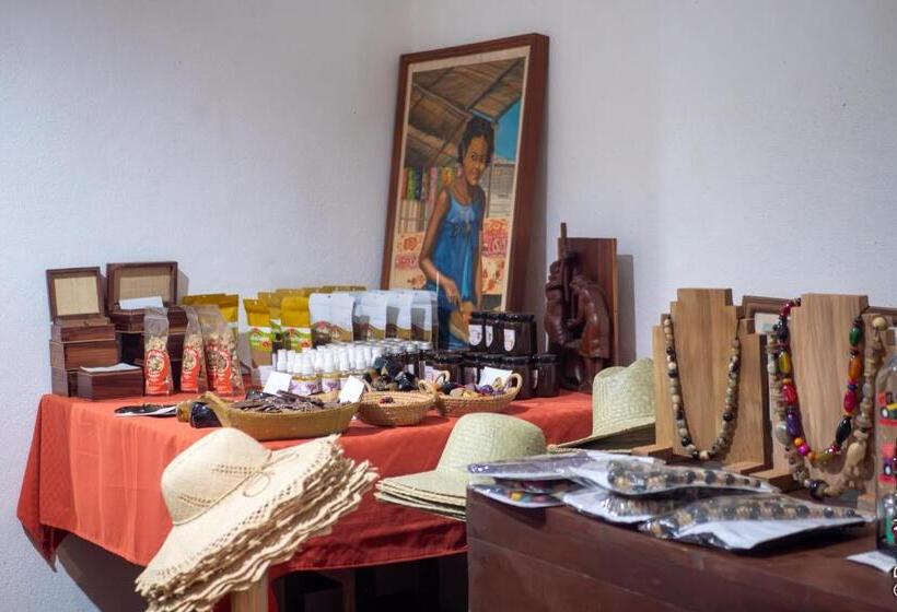 استراحتگاه Olympe De Bemaraha