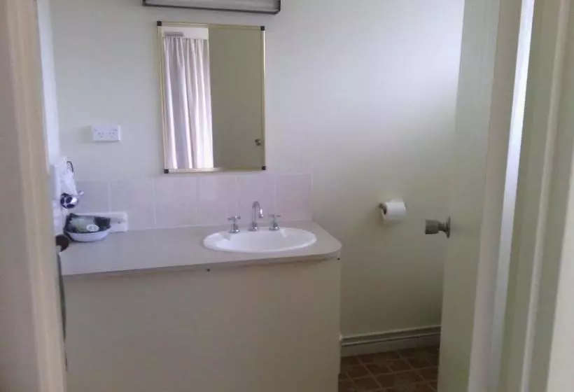 Snowy River Lodge Motel