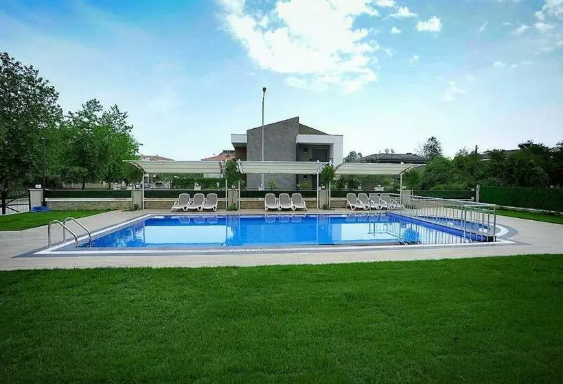 Sweet Home Kemer Apartments