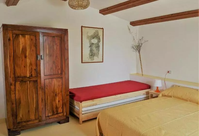 Aamiaismajoitus (B&B) Cala Vinagra House