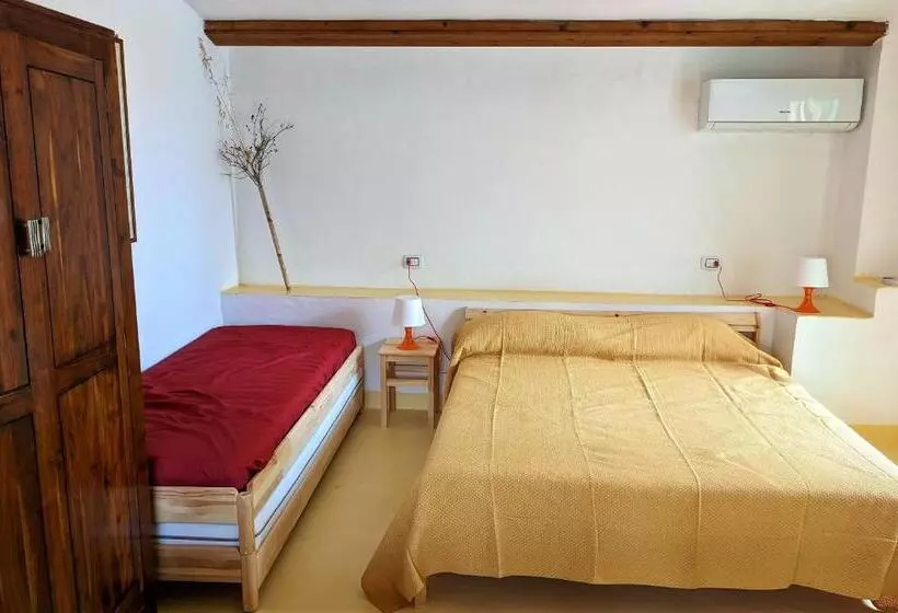 Aamiaismajoitus (B&B) Cala Vinagra House